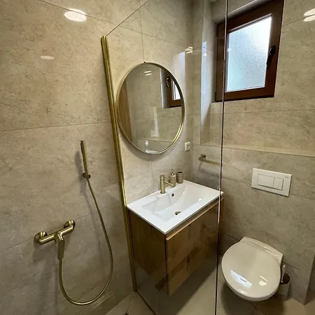 Vikendica Woodavenue בית נופש