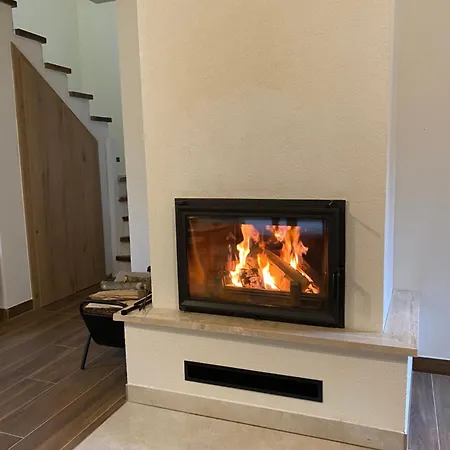 בית נופש Vikendica Woodavenue *