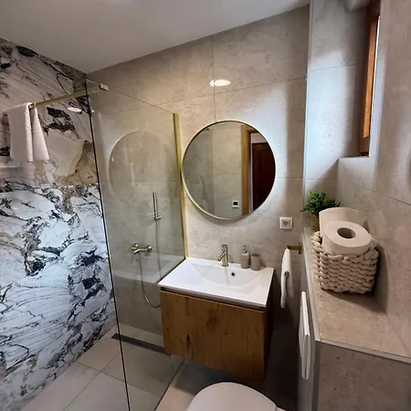 Vikendica Woodavenue * Blidinje