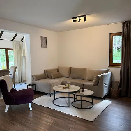 Tatil Evi Vikendica Woodavenue *